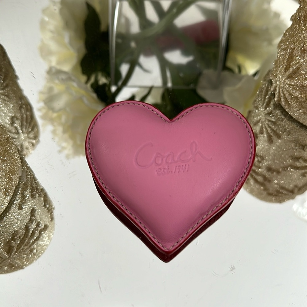 Coach paperweight Heart